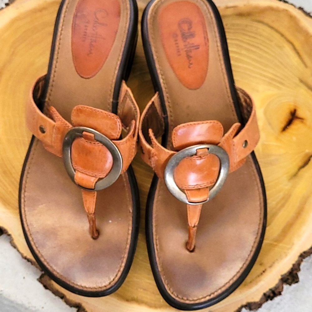 Leather platform sandals